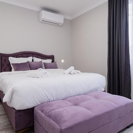 Gorgeous 2-Bedroom Apartment Plovdiv Luaran gambar