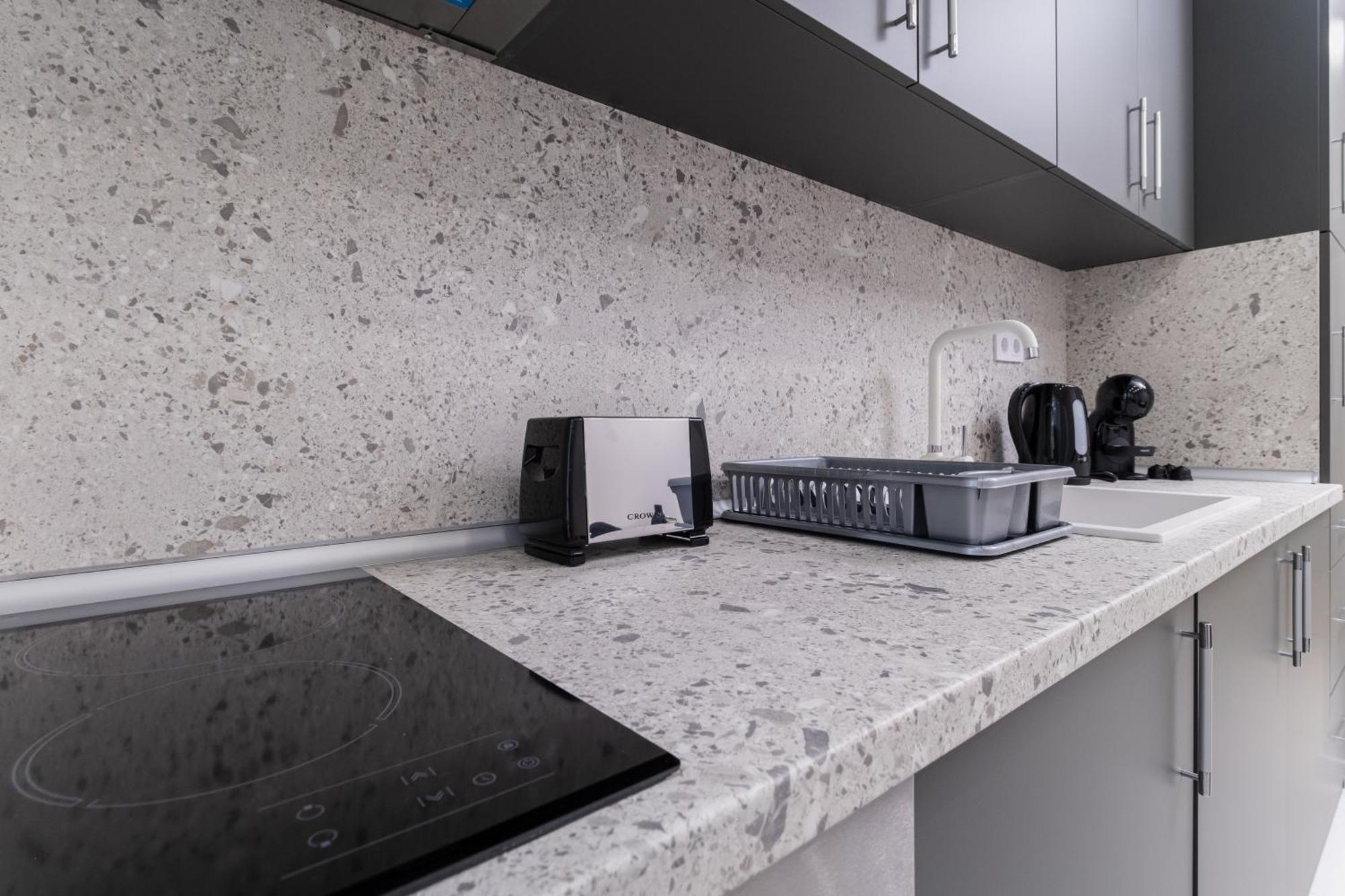 Gorgeous 2-Bedroom Apartment Plovdiv Luaran gambar